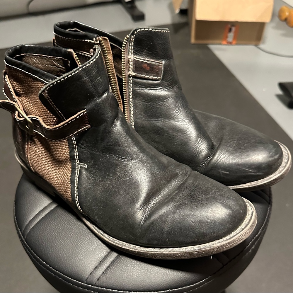 Bed Stu Johnston black brown boot buckle leather
